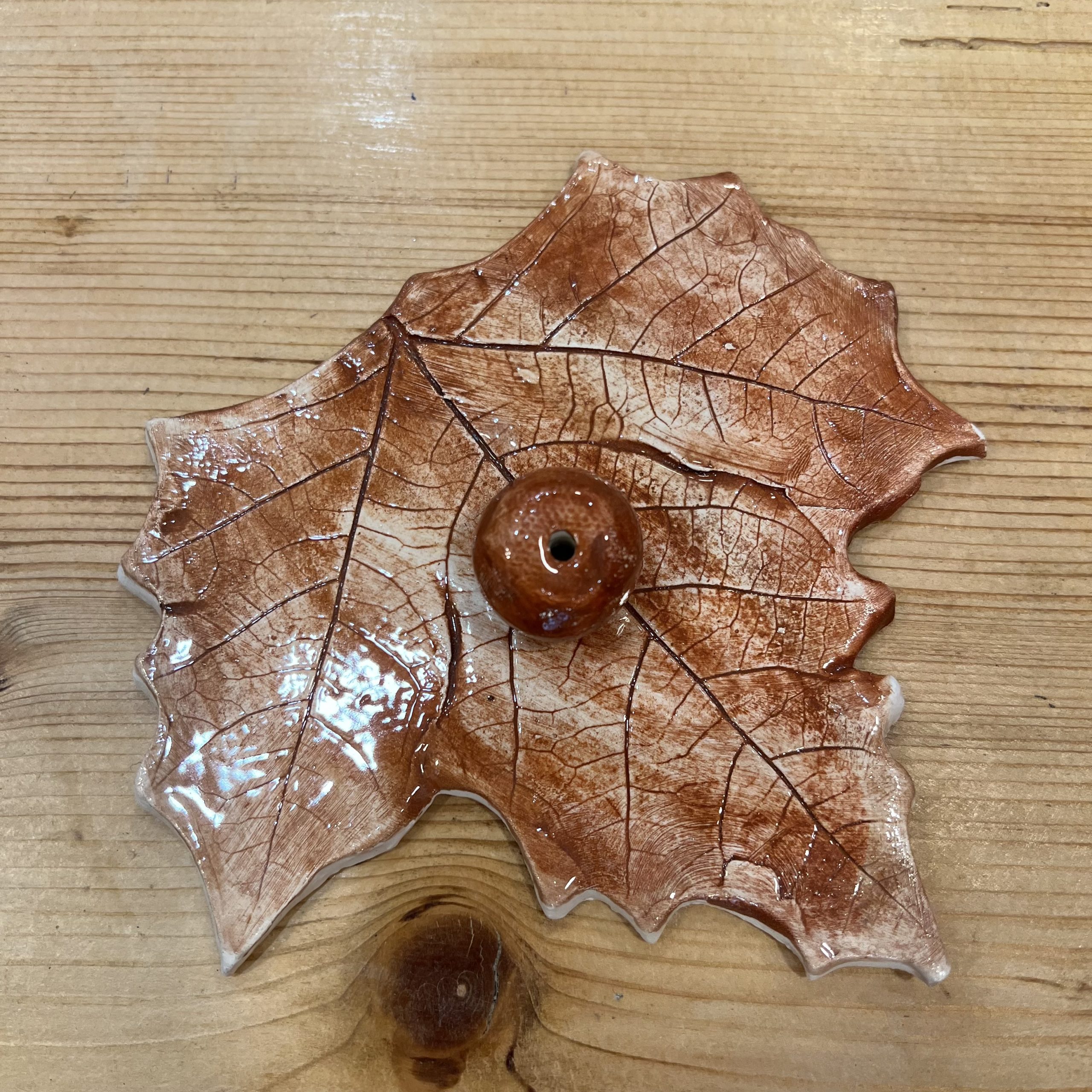 Porte-encens céramique feuille marron
